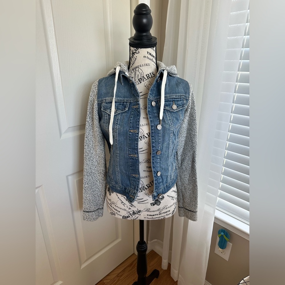 Garage Women’s XS Jean Jacket with Sweatshirt Sleeves & Hood